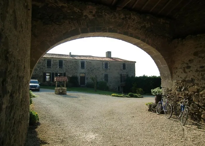 D'hote Manoir De La Baudonniere Monsireigne